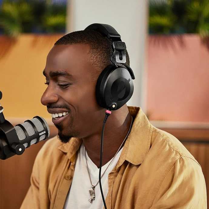 Recording studio headphones discount